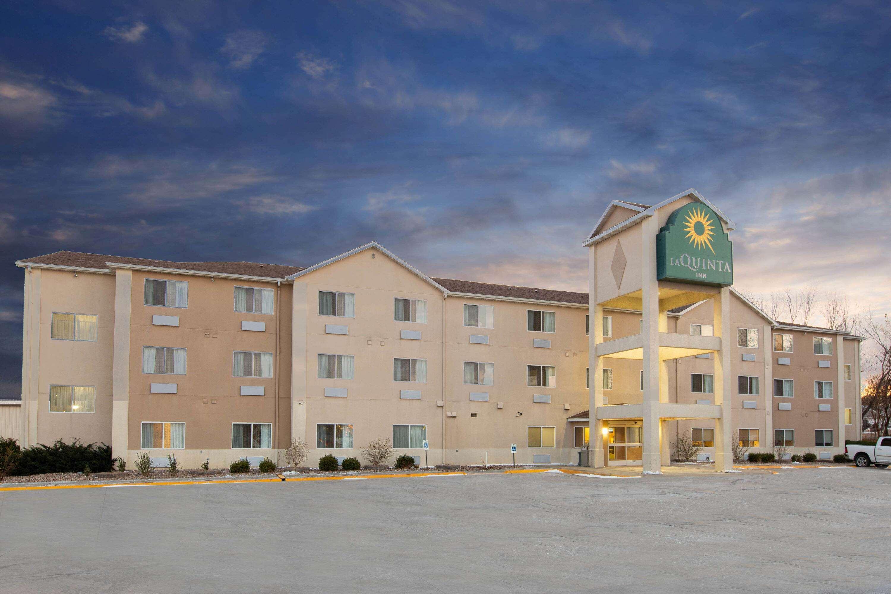 La Quinta Inn By Wyndham לינקולן מראה חיצוני תמונה